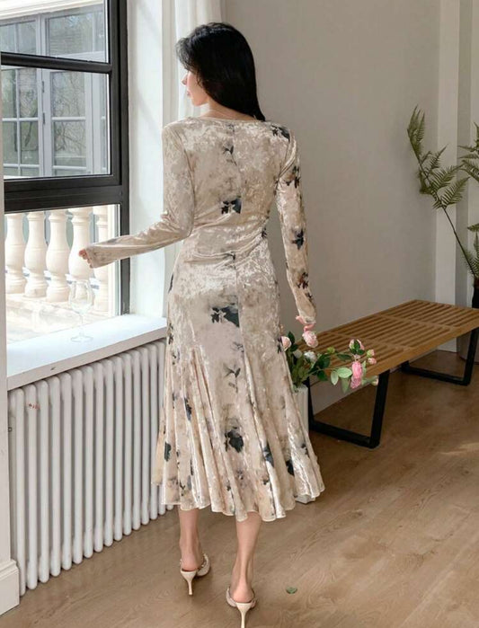 SHEIN Dazy Velvet Square Neck Long Sleeve Mermaid Dress Apricot