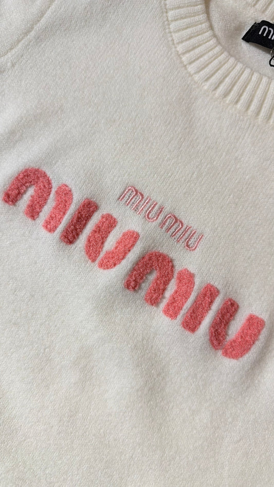 Miu Miu knitted Embroidered Crewneck-White (Dupe)