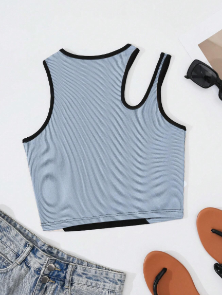 Contrast Color Sleeveless Top With Hollow Out Details