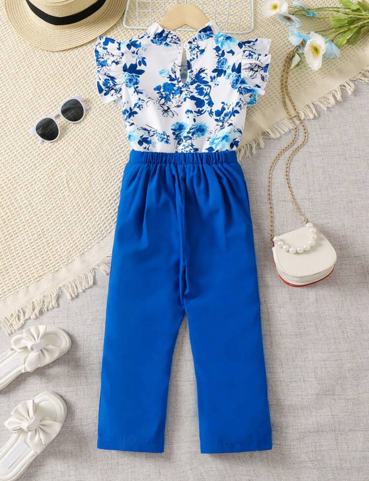 SHEIN Young Girls Floral Print uffle Trim Blouse & Pant Set