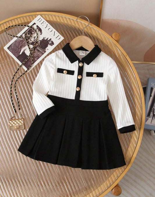 SHEIN Baby Girls Adorable Knitted Colorblocked Metal  Button