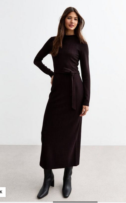 NEW LOOK Black Cable Jersey Belted Midi Dress