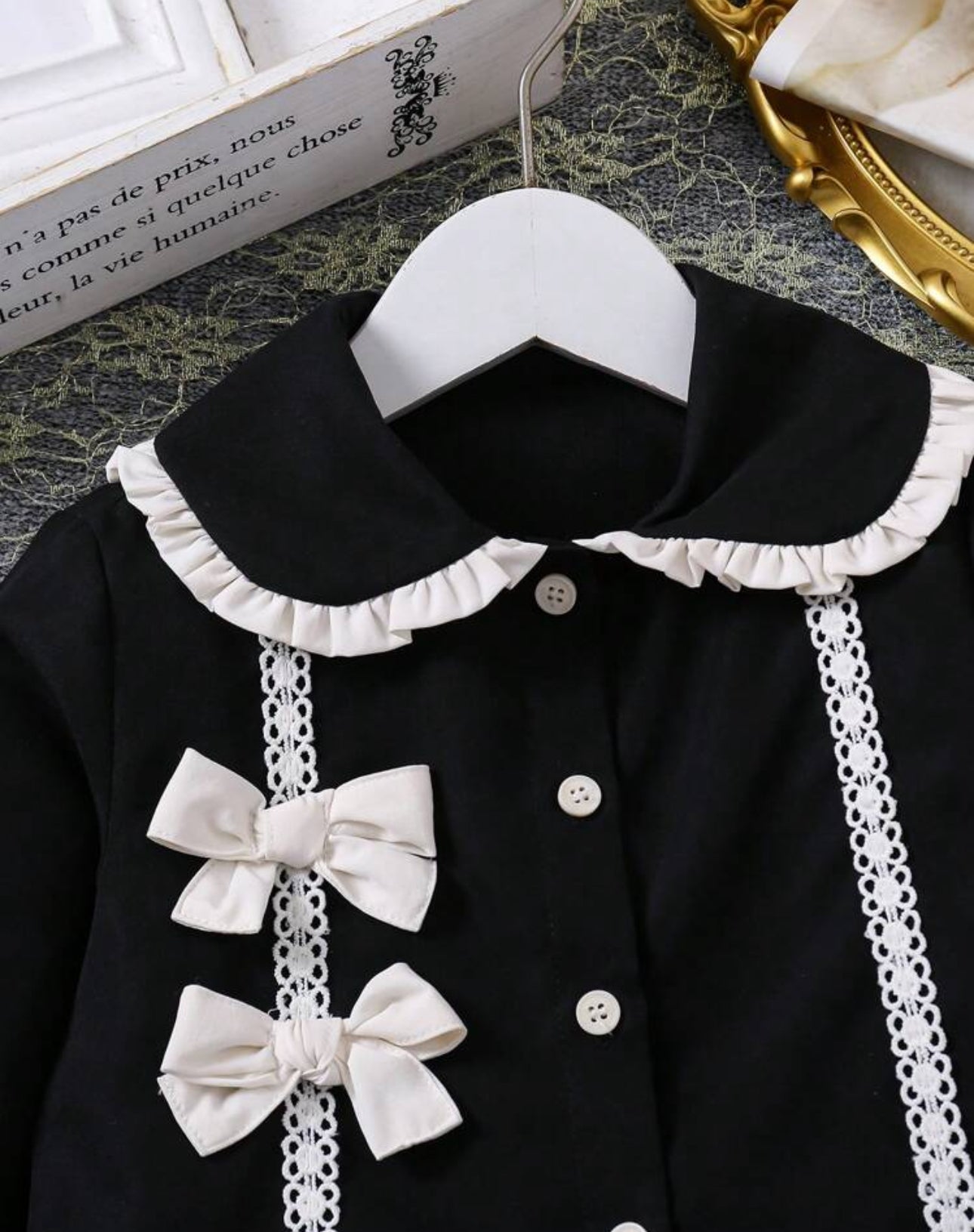 SHEIN Young Girls elegent Black And White Collared Top