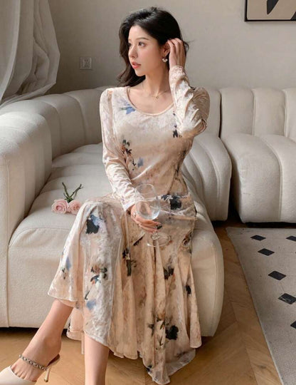 SHEIN Dazy Velvet Square Neck Long Sleeve Mermaid Dress Apricot