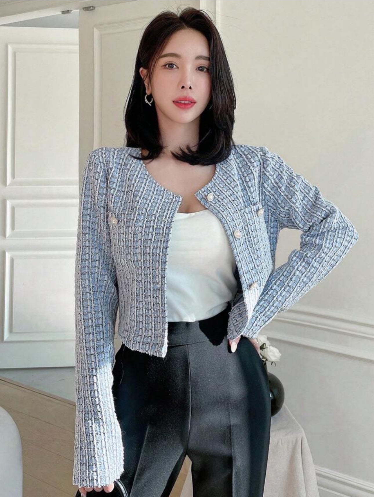 SHEIN Dazy Plaid Patteren Short Round Neckline Open Front Long Sleeve Shirt