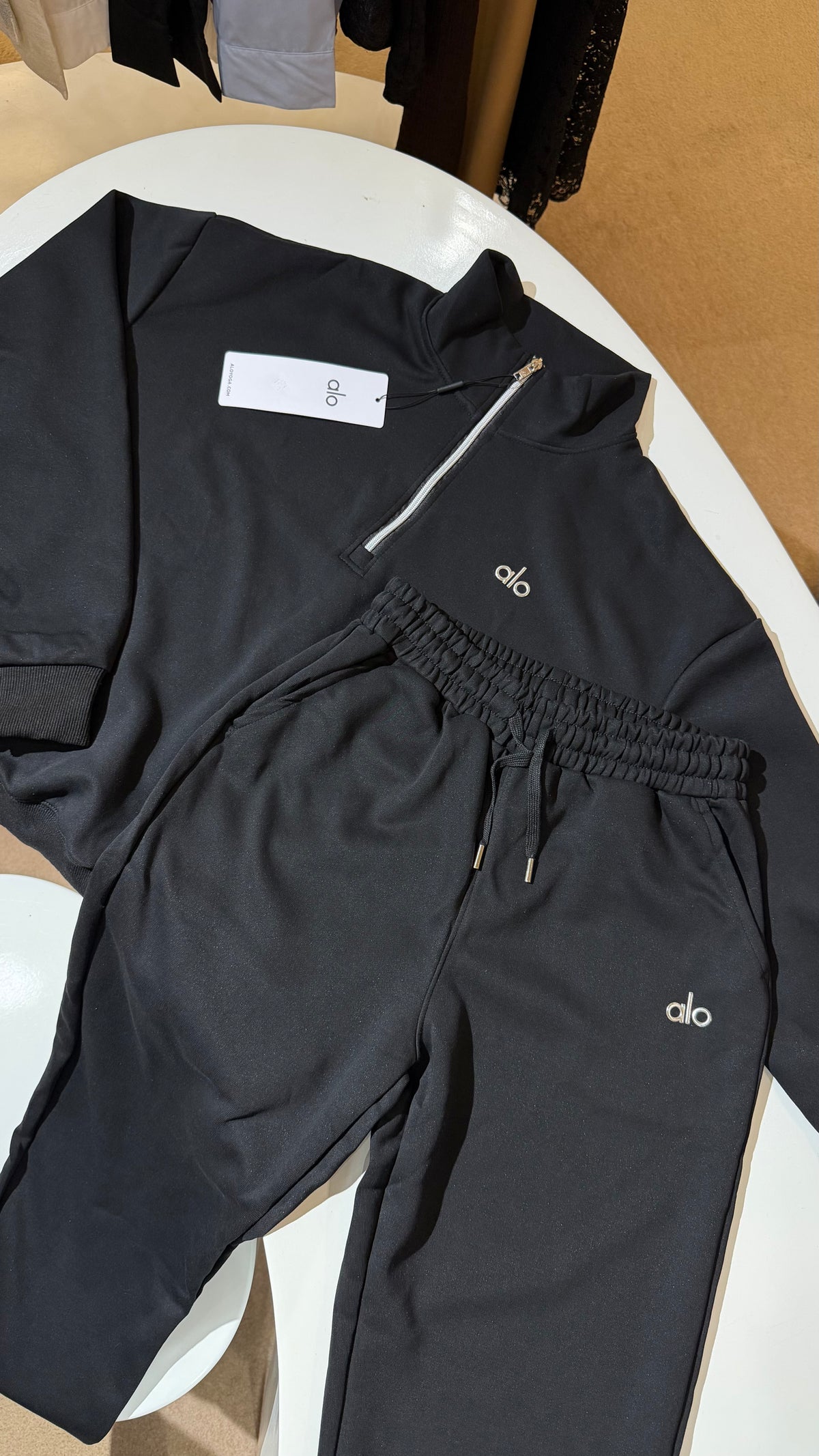 Alo Zipper 1/4 Set- Black