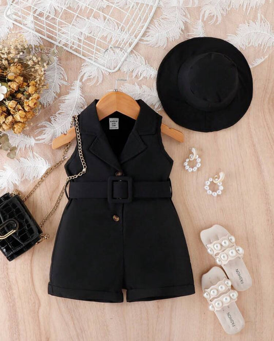 SHEIN Baby Girls Solid Color Simple Style Sleeveless Romper + Hat