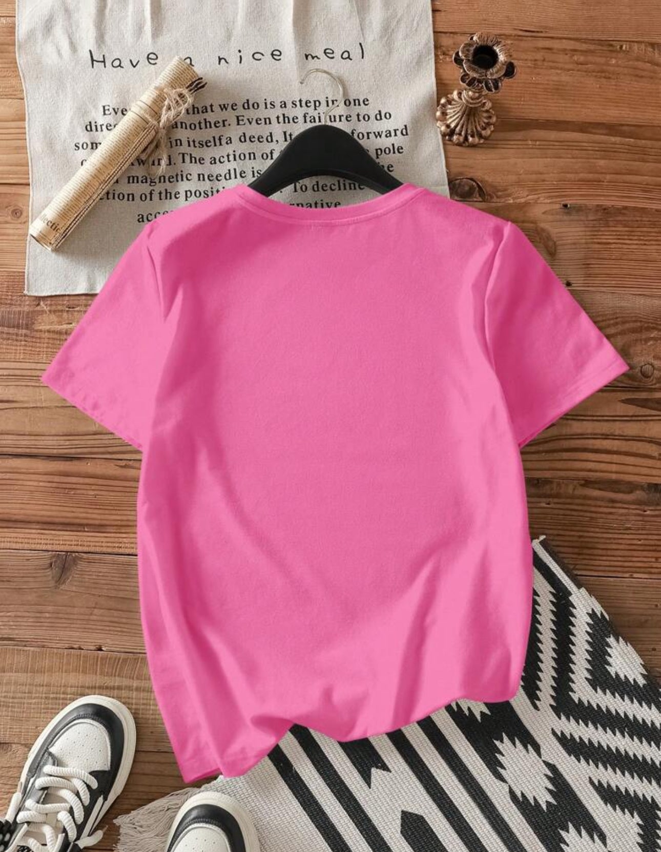 Shein Ez Wear Casual Minimalist Bear Print Round Neck T shirt (Pink)