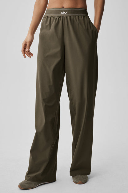 ALO Suit Up Trouser Long-Olive Green