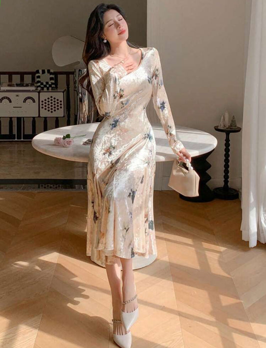 SHEIN Dazy Velvet Square Neck Long Sleeve Mermaid Dress Apricot