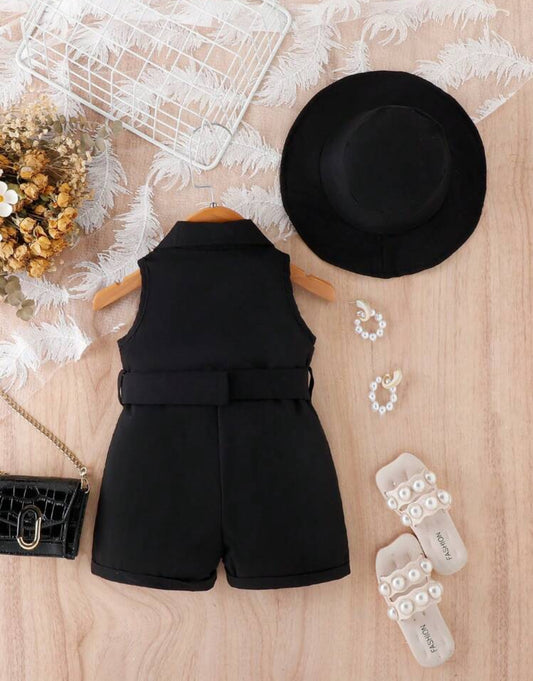 SHEIN Baby Girls Solid Color Simple Style Sleeveless Romper + Hat