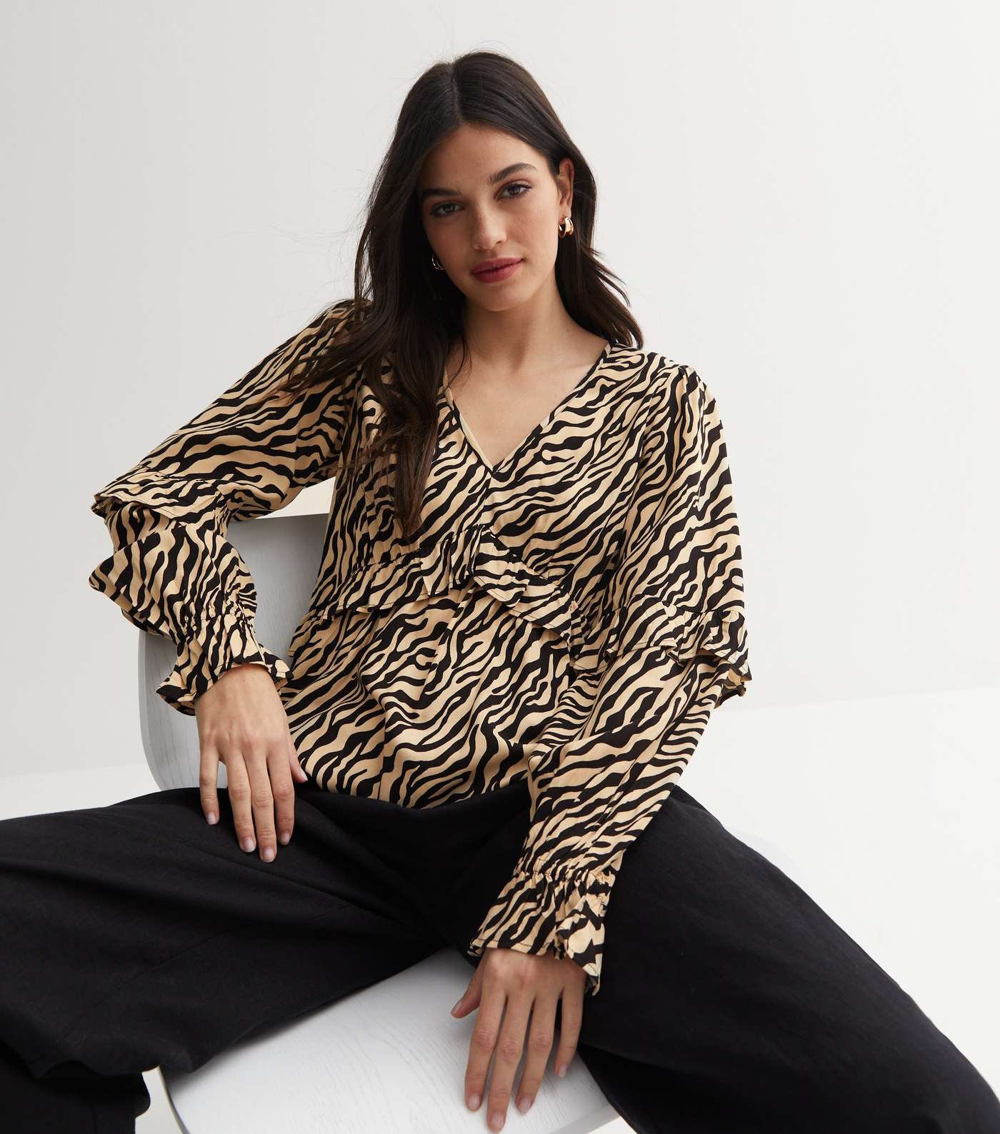 New Look Off White Zebra Print Frill V Neck Peplum Top
